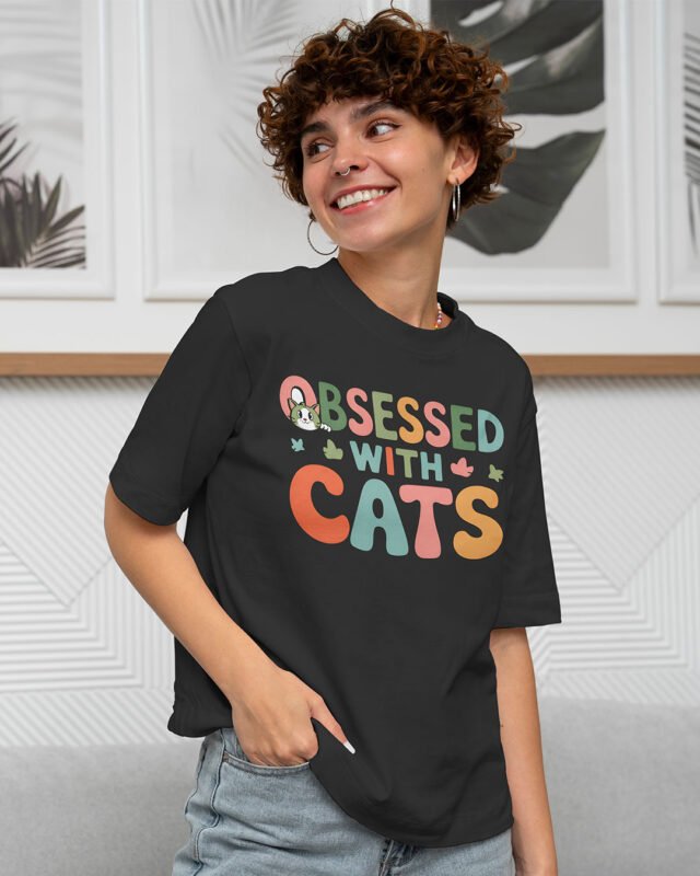 Obsessed with Cats - Oversized Tshirt